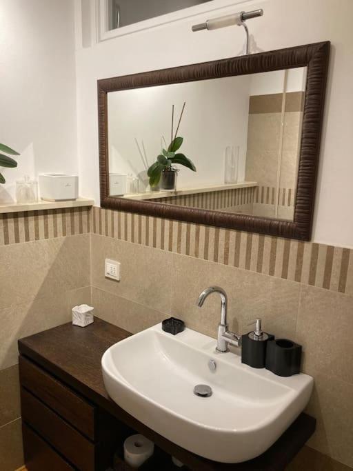 Thesan Lodge, Chic & Modern Design Apartment Гроссето Экстерьер фото